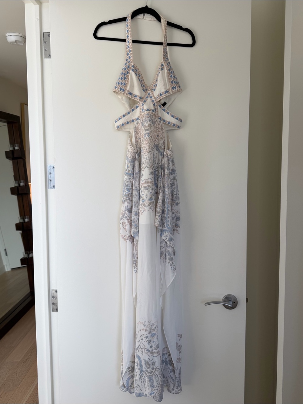 BCBG Gown - Picture 5 of 6